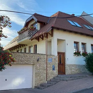 Gardonyi Apartman Apartament